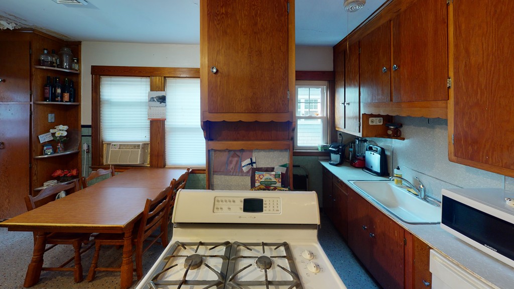 25 Corinthian Road Somerville, MA 02144 - Photo 16 of 20 Gallery Image 16