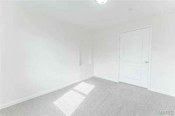 $159,900 | 803 South 4th Street, De Soto, MO 63020