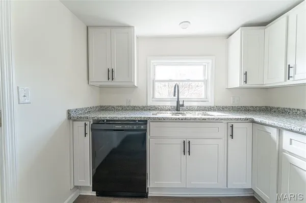 $159,900 | 803 South 4th Street, De Soto, MO 63020