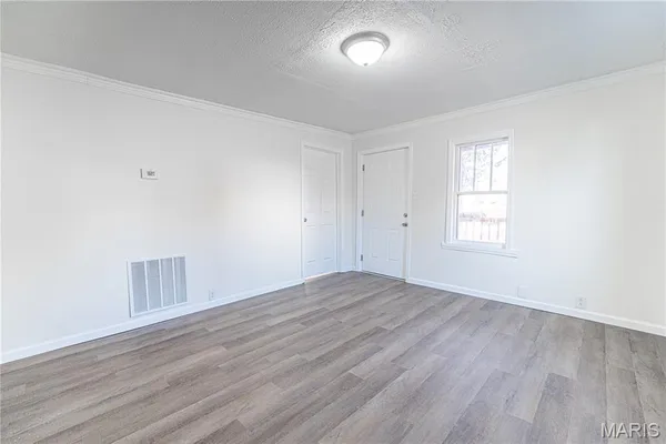 $159,900 | 803 South 4th Street, De Soto, MO 63020