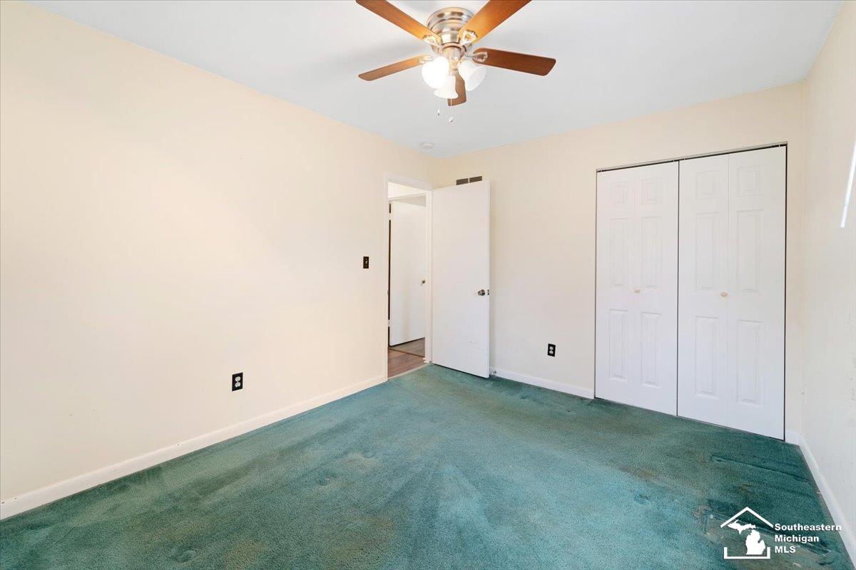 21299 Merriman Road New Boston, MI 48164 - Photo 11 of 20