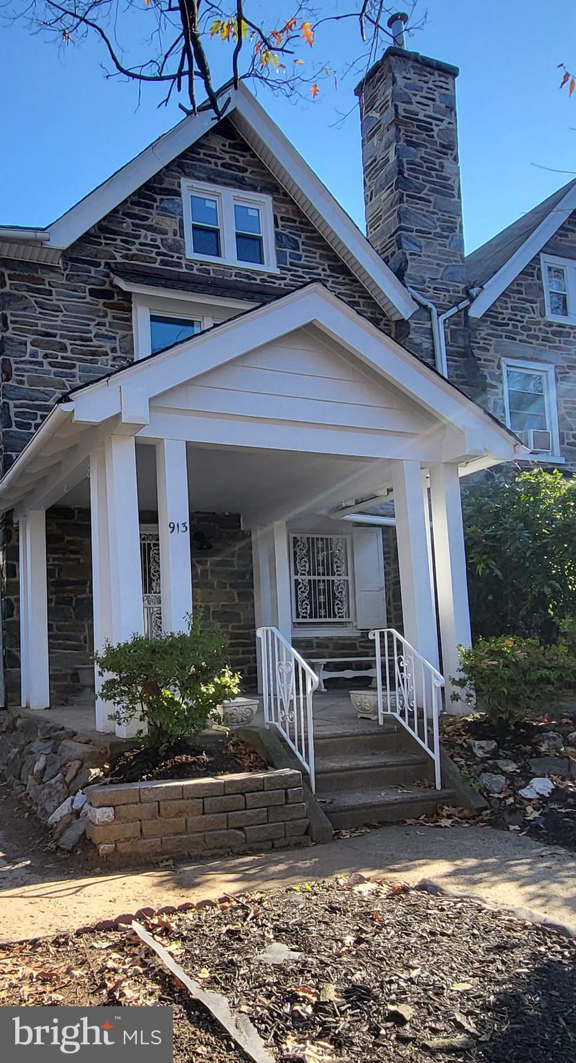 913 Wynnewood Road Philadelphia, PA 19151 - Photo 2 of 38 Gallery Image 2
