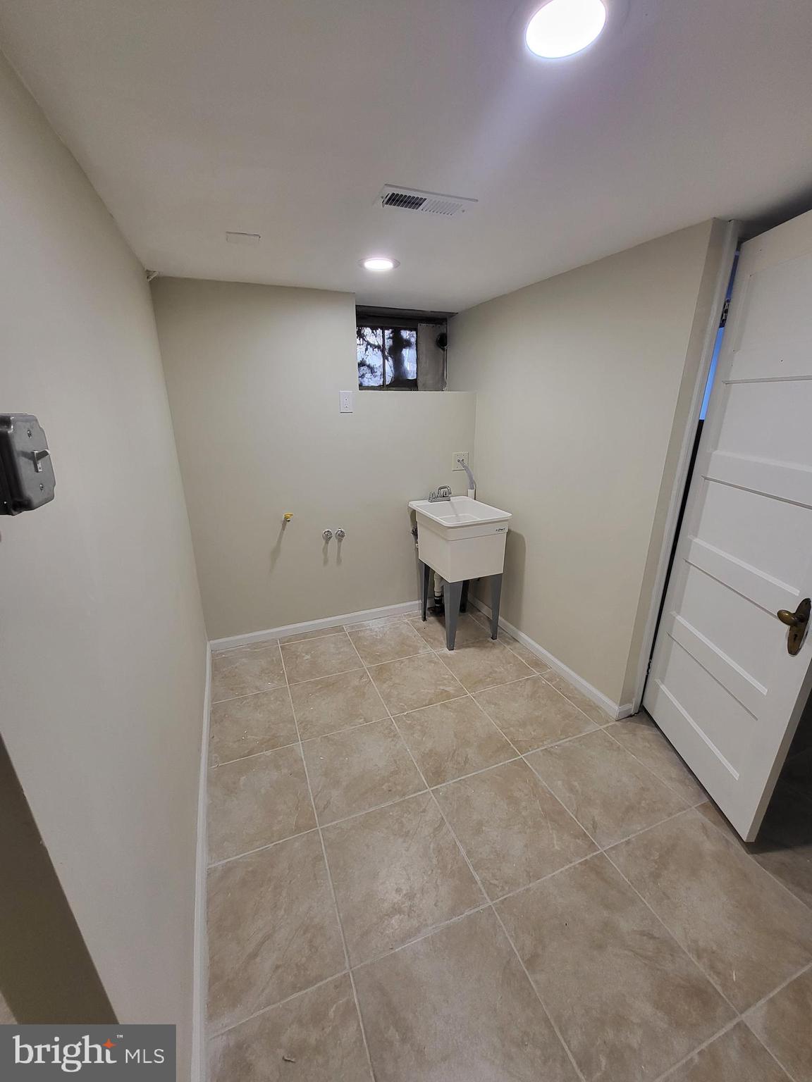 913 Wynnewood Road Philadelphia, PA 19151 - Photo 34 of 38 Gallery Image 34