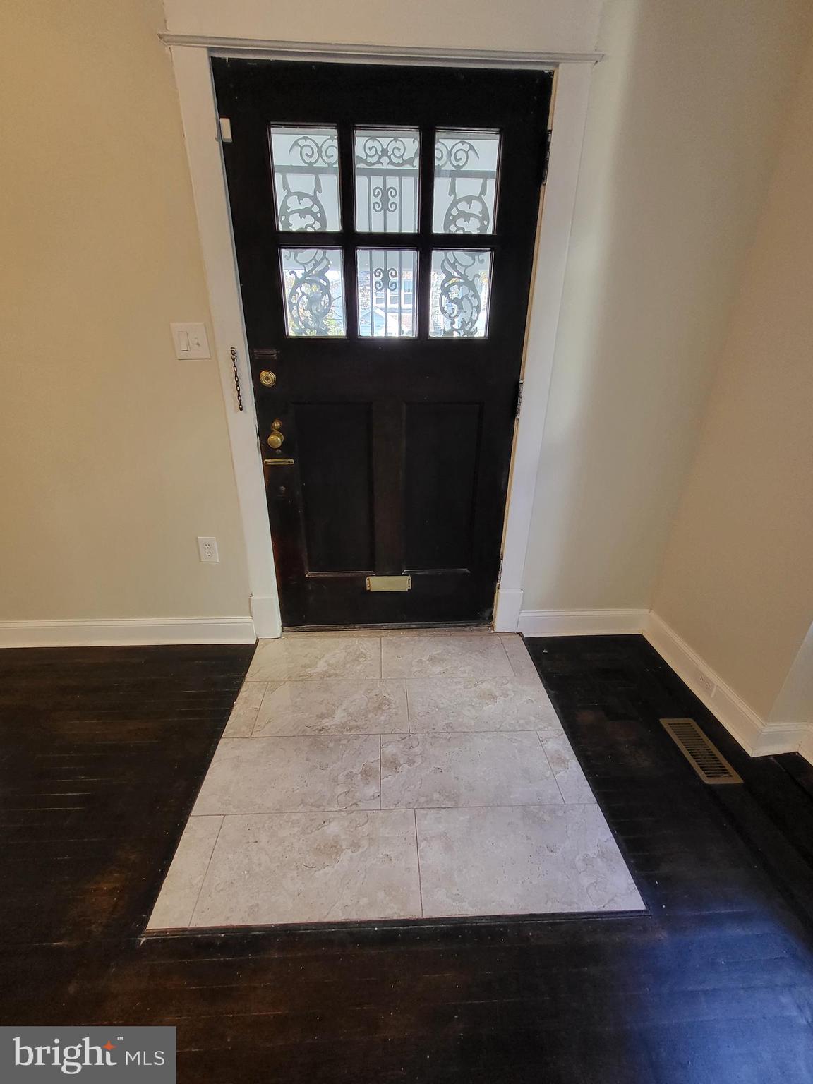 913 Wynnewood Road Philadelphia, PA 19151 - Photo 4 of 38 Gallery Image 4