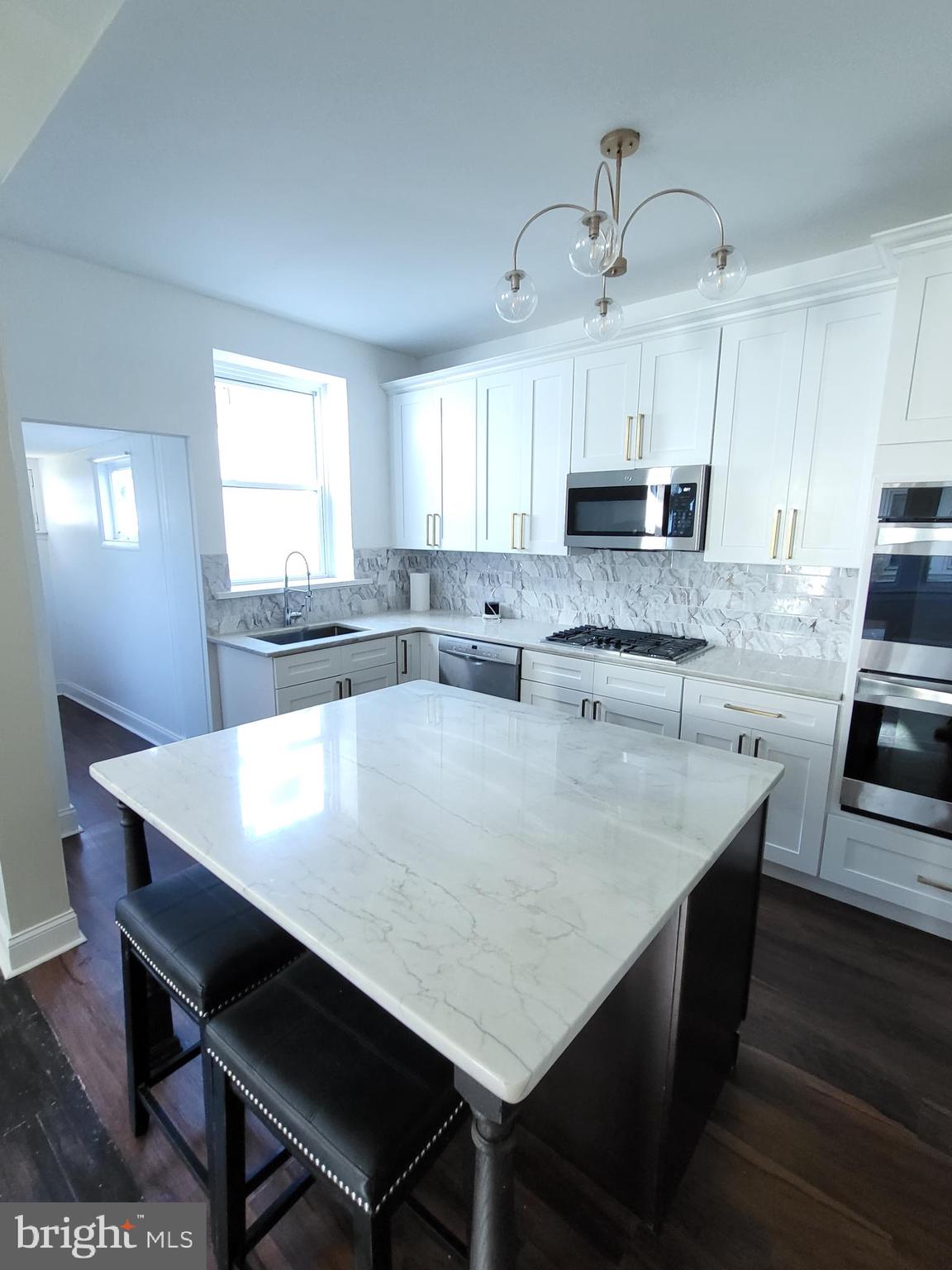 913 Wynnewood Road Philadelphia, PA 19151 - Photo 8 of 38 Gallery Image 8