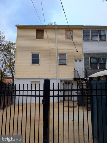 $699,000 | 709 Princeton Place Northwest, Washington, DC 20010