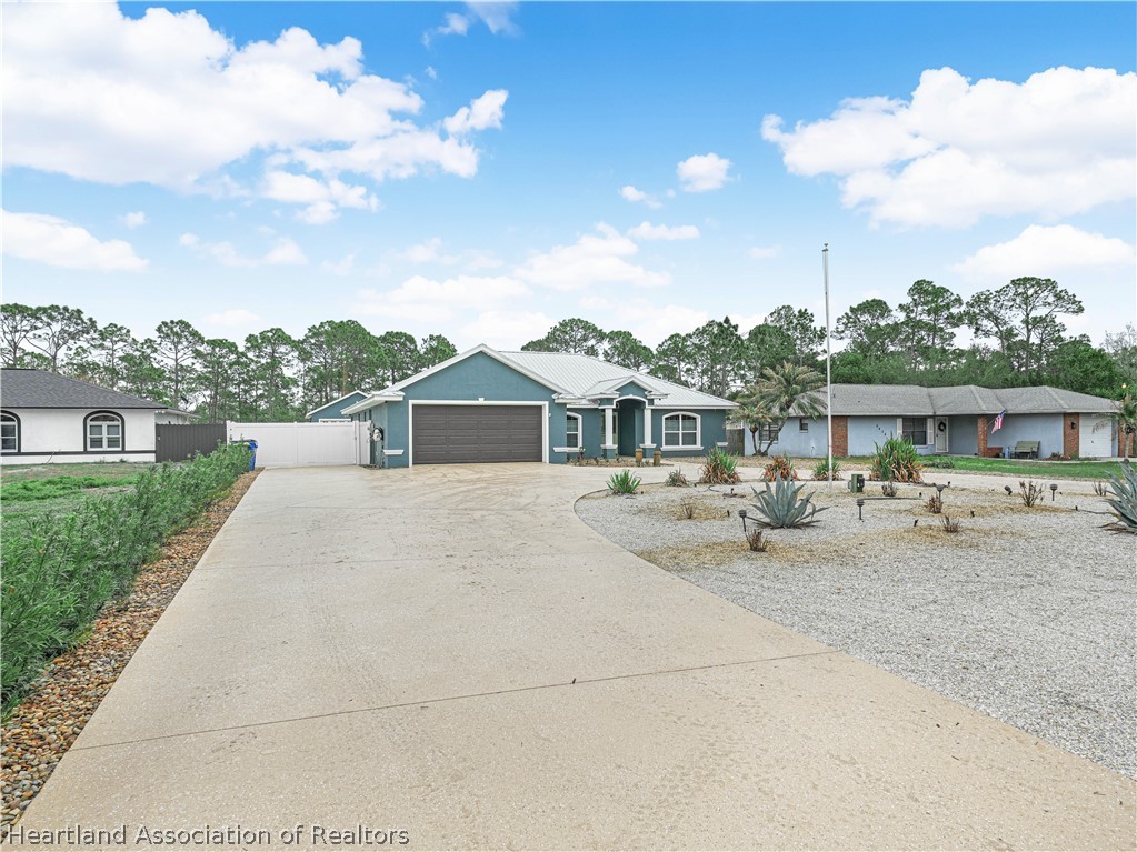 5430 Lakewood Road Sebring, FL 33875 - Photo 3 of 40 Gallery Image 3