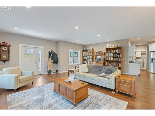 $499,900 | 263 Wil Way, Winston, OR 97496