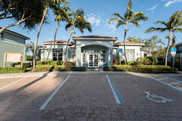 $2,200 | 3635 Sonoma Drive, Riviera Beach, FL 33404