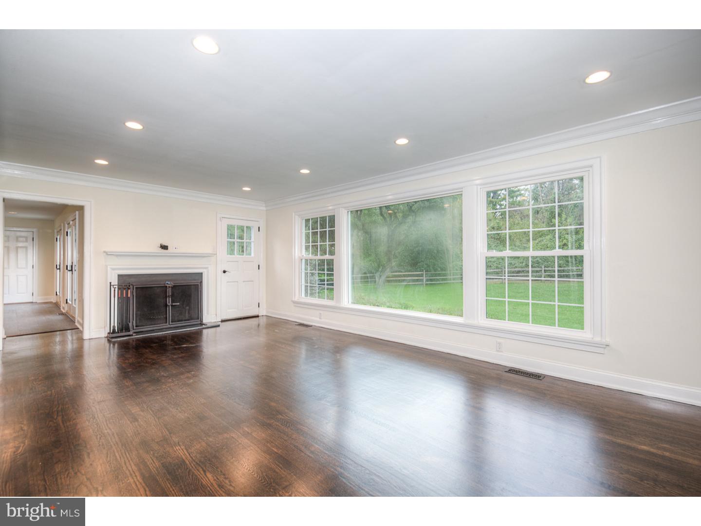 30 Dunminning Road Newtown Square, PA 19073 - Photo 4 of 23