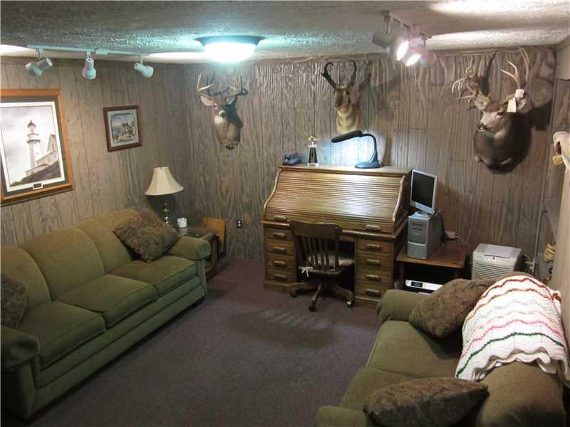 244 Sumney Road Bentleyville, PA 15314 - Photo 14 of 22 Family Room.