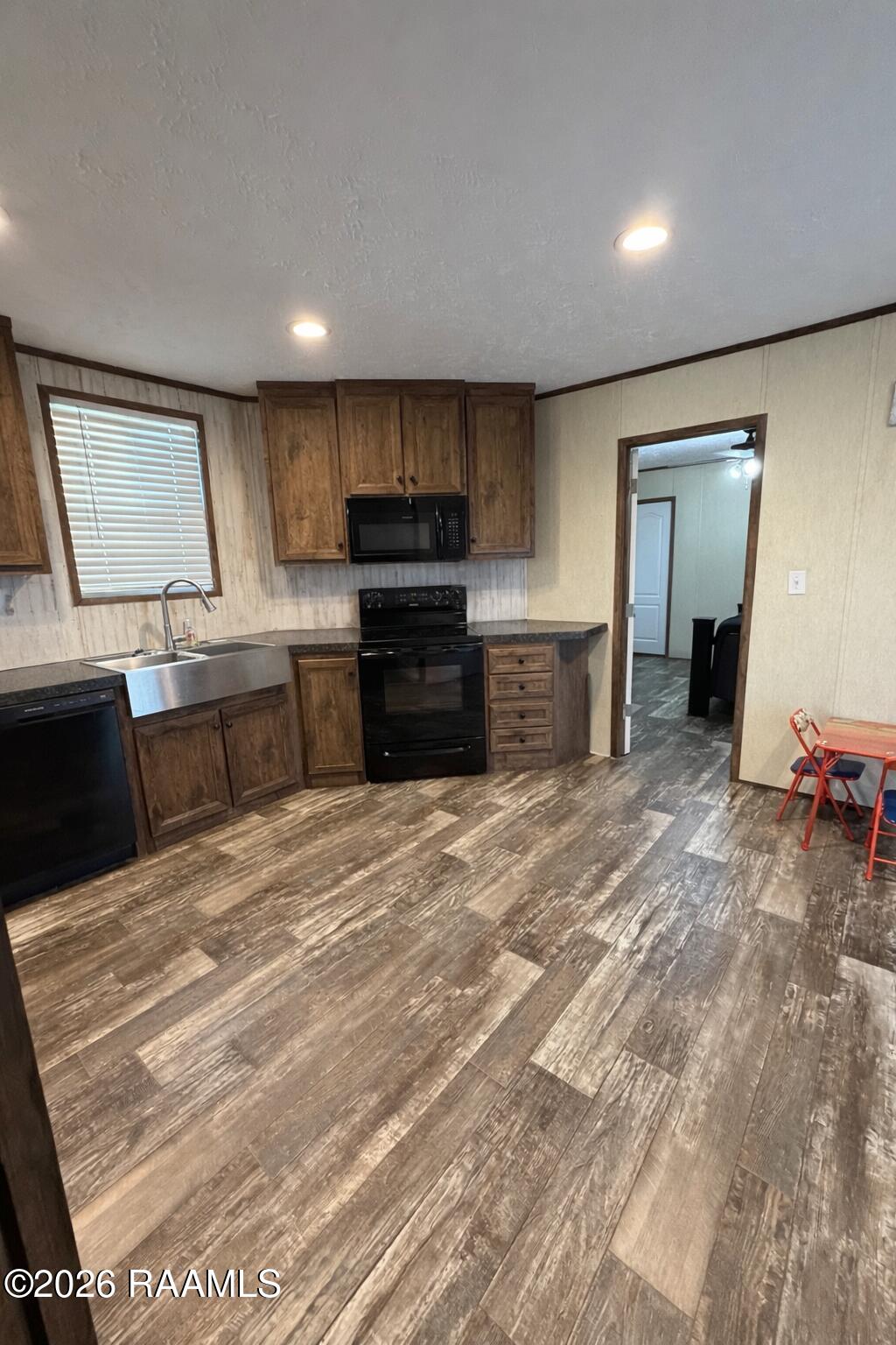 185 Sidney Charles Road Opelousas, LA 70570 - Photo 5 of 12 A565DDC4-92C8-48AE-9A66-44FF763C4835