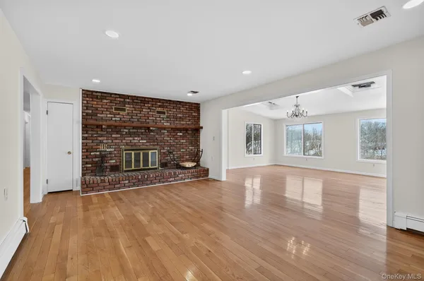 $600,000 | 420 South Plank Road, Westtown, NY 10998