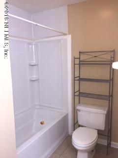86890 Cardinal Road Yulee, FL 32097 - Photo 17 of 17 Upper Bath 2