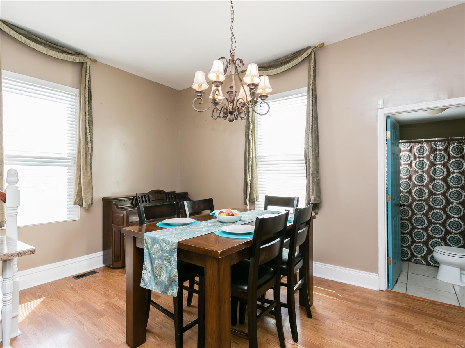 279 Old County Road St. Louis, MO 63125 - Photo 7 of 33