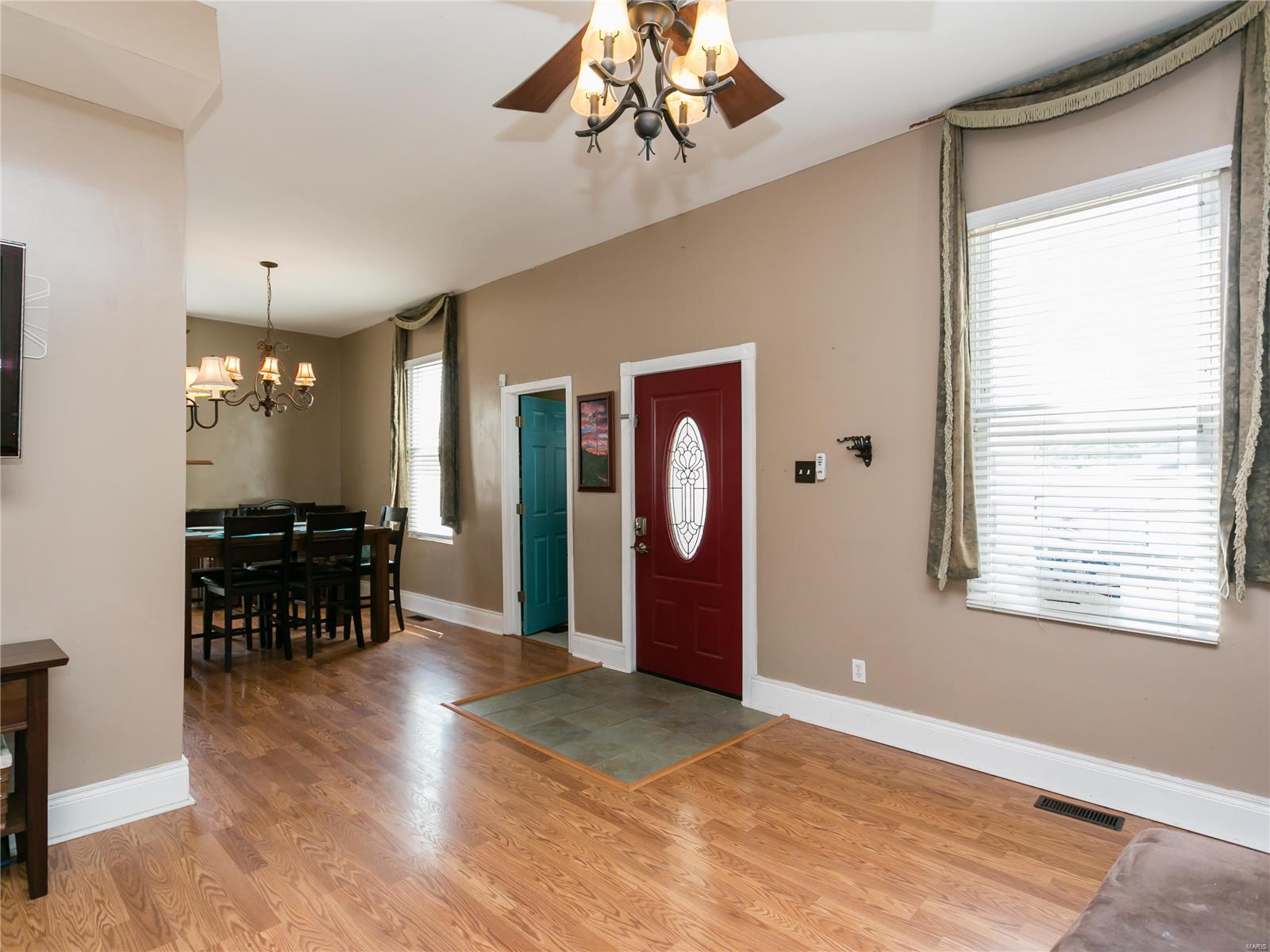 279 Old County Road St. Louis, MO 63125 - Photo 10 of 33