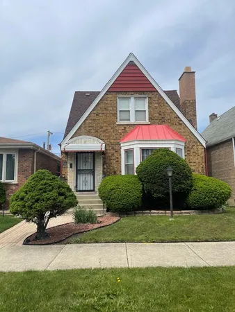 $175,000 | 10216 South Calumet Avenue, Chicago, IL 60628