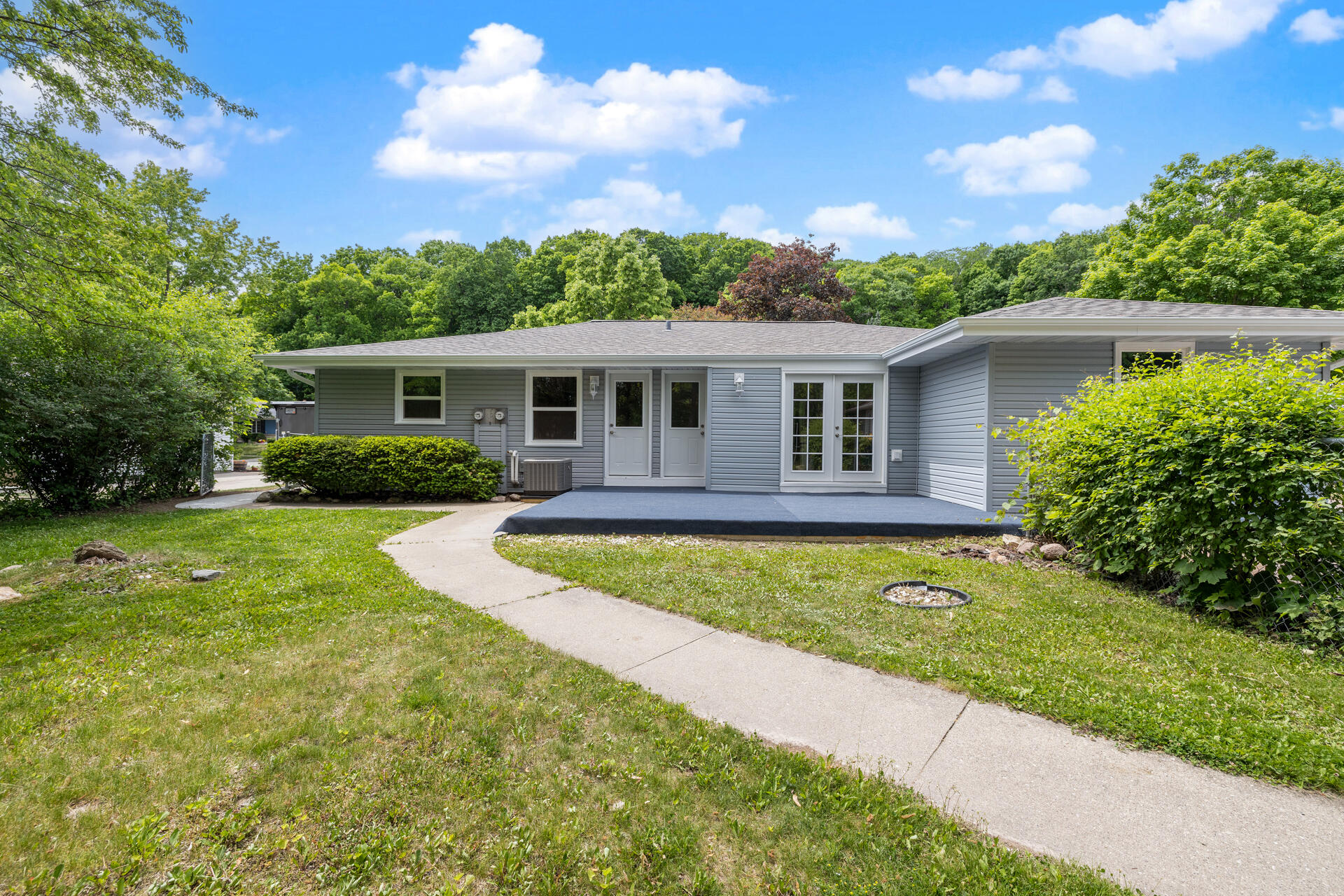 513 Bender Road, Unit 515 West Bend, WI 53090 - Photo 6 of 29 PATIO
