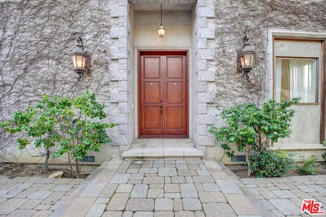 $29,000 | 5805 Foxview Drive, Malibu, CA 90265