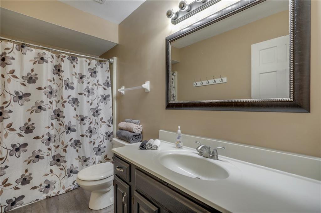 852 Valley Way Road Greenwood, IN 46142 - Photo 25 of 31 Gallery Image 25