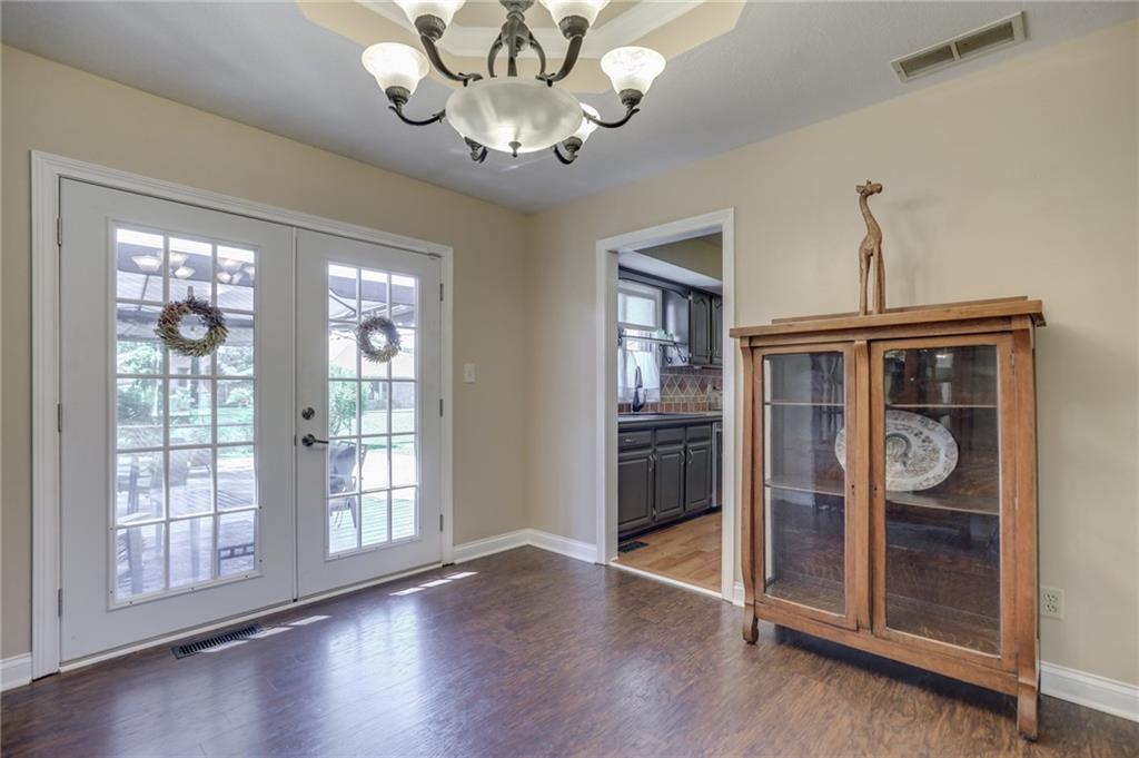 852 Valley Way Road Greenwood, IN 46142 - Photo 7 of 31 Gallery Image 7