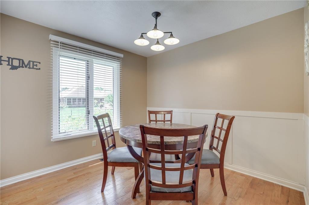 852 Valley Way Road Greenwood, IN 46142 - Photo 9 of 31 Gallery Image 9