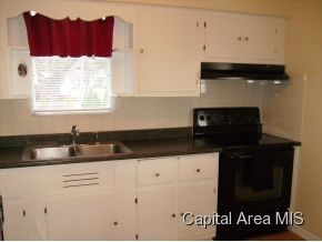2201 South 6th Street Springfield, IL 62703 - Photo 4 of 11