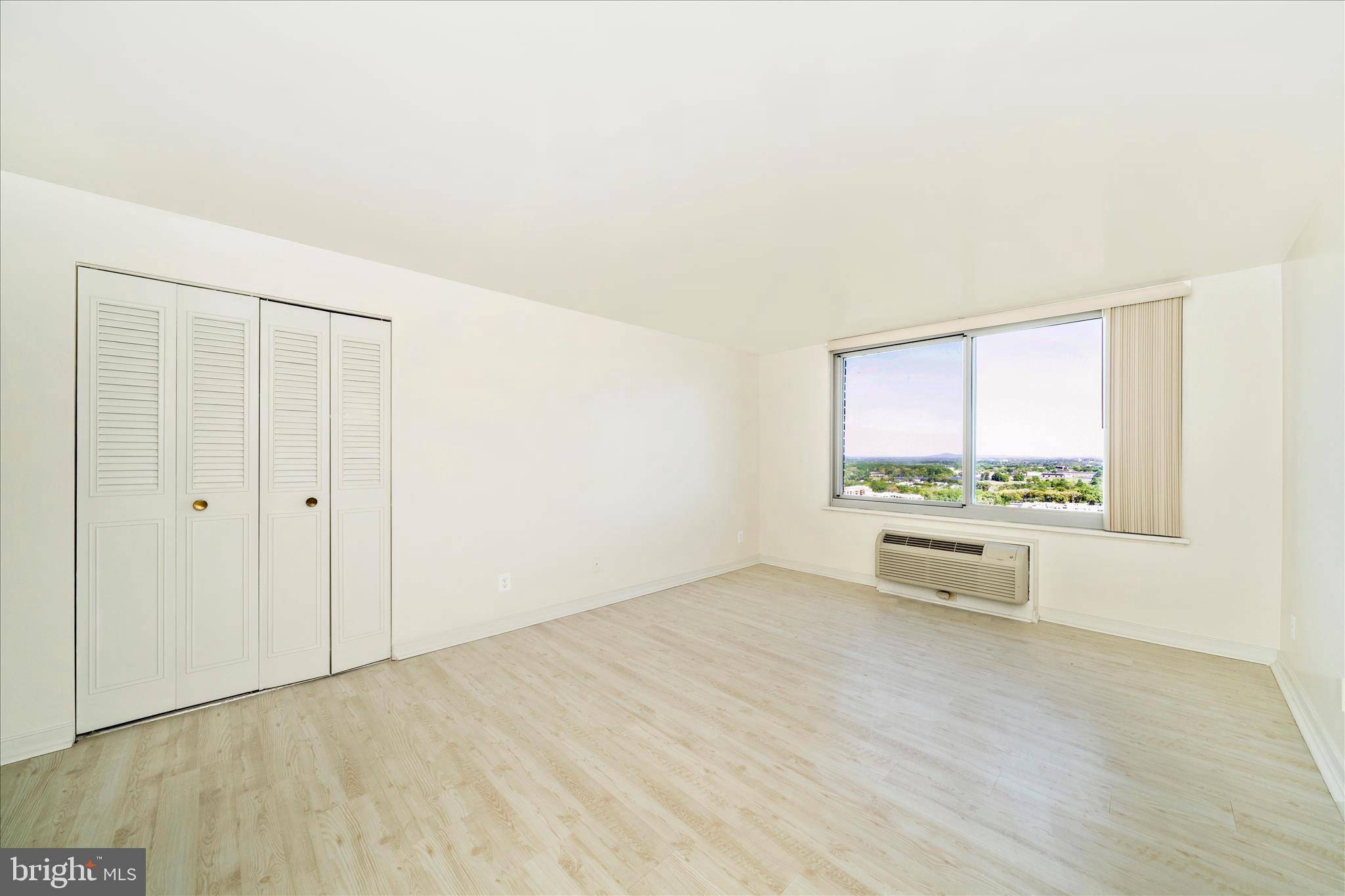 9701 Fields Road, Unit 2501 Gaithersburg, MD 20878 - Photo 13 of 54 Primary Bedroom