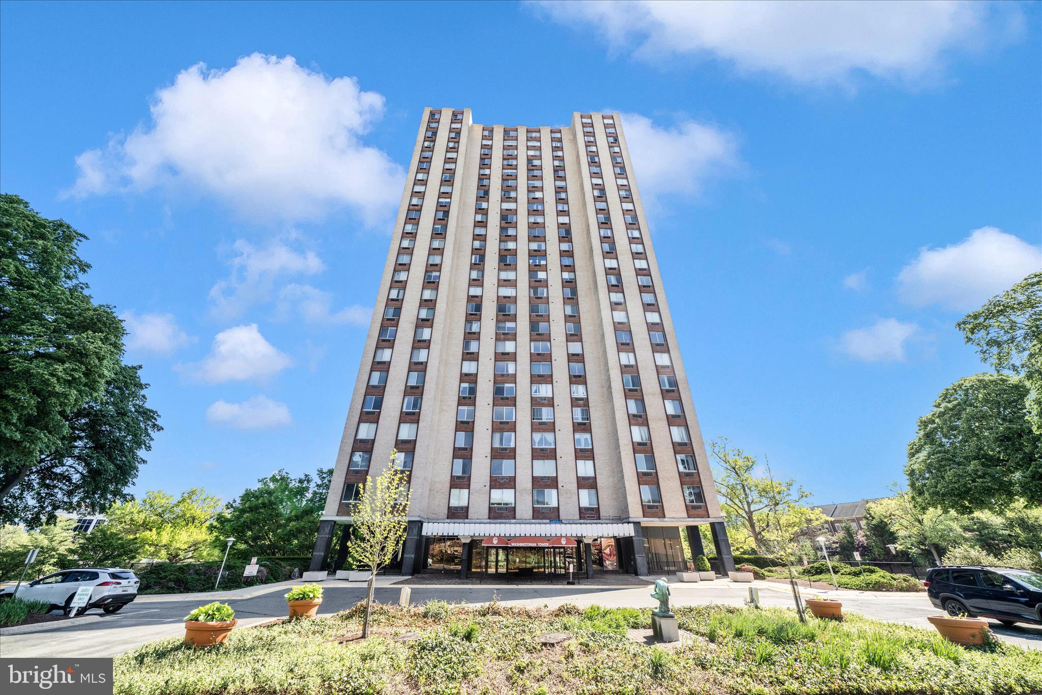 9701 Fields Road, Unit 2501 Gaithersburg, MD 20878 - Photo 33 of 54 Exterior Front
