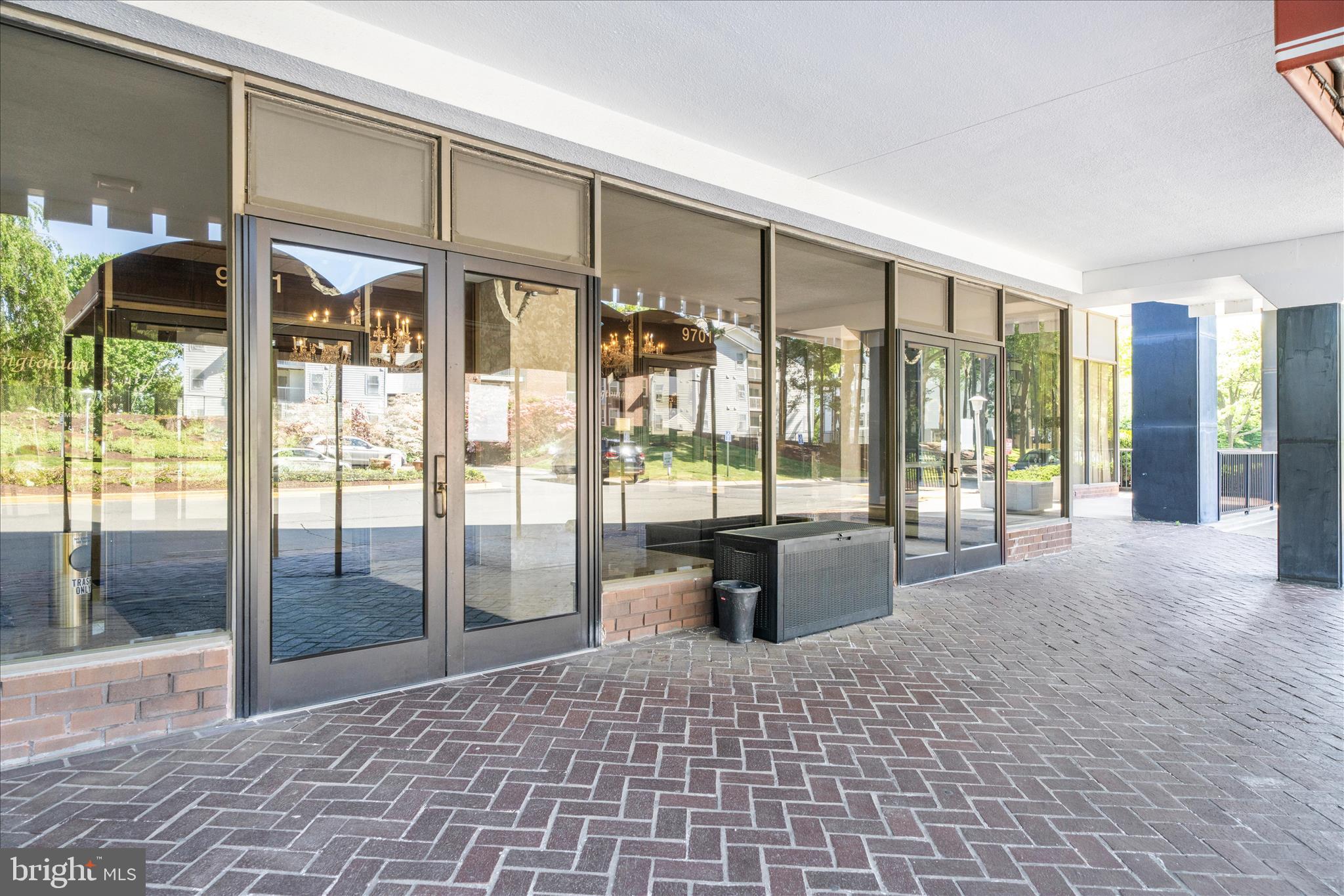 9701 Fields Road, Unit 2501 Gaithersburg, MD 20878 - Photo 42 of 54 Exterior Front