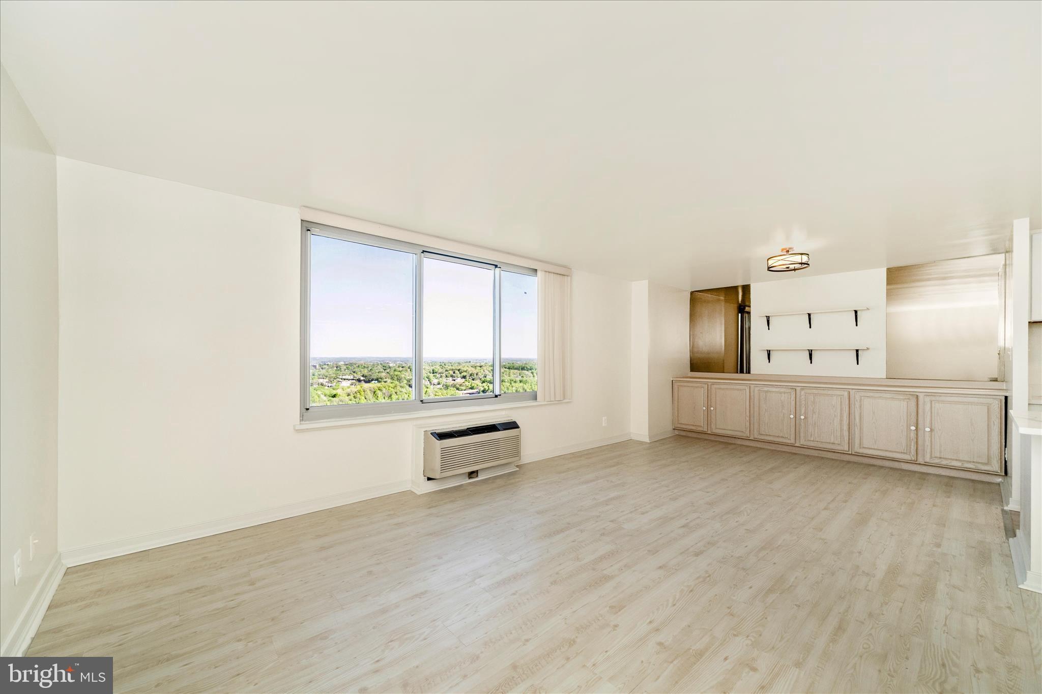 9701 Fields Road, Unit 2501 Gaithersburg, MD 20878 - Photo 7 of 54 Dining Area