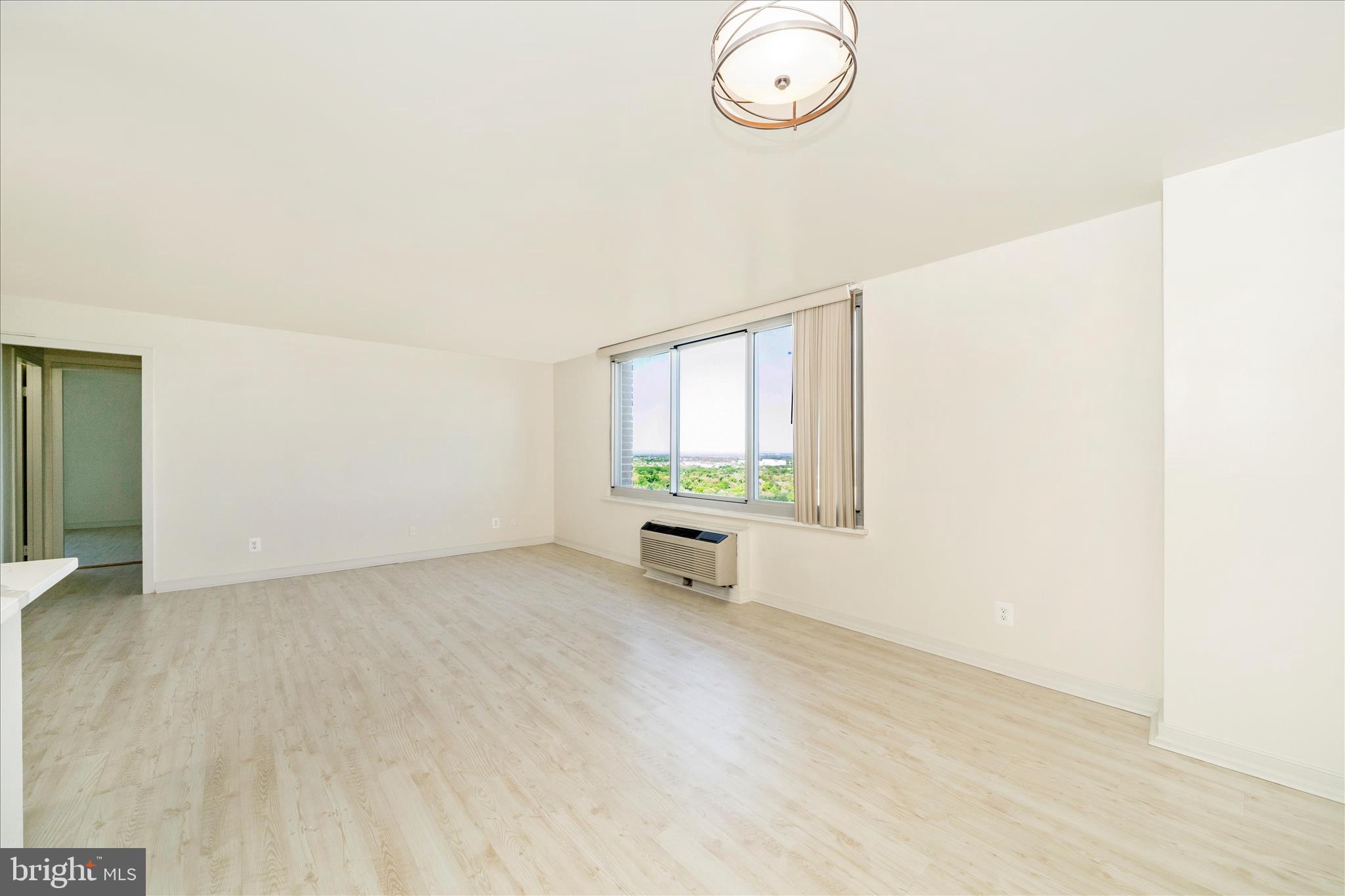 9701 Fields Road, Unit 2501 Gaithersburg, MD 20878 - Photo 8 of 54 Dining Area