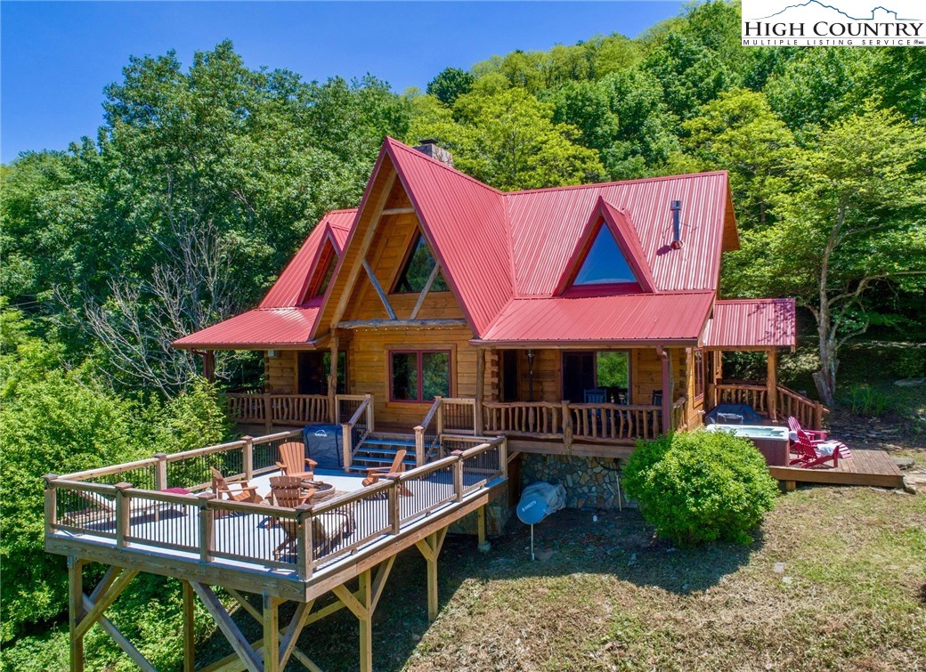 528 Apple Valley Road Zionville, NC 28698 - Photo 1 of 33 Gallery Image 1