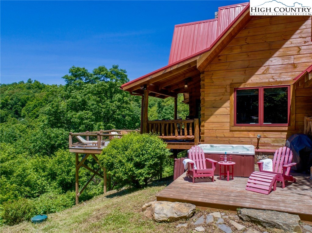 528 Apple Valley Road Zionville, NC 28698 - Photo 11 of 33 Gallery Image 11