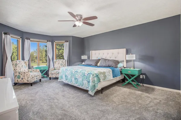 $585,000 | 6075 K Drive South, East Leroy, MI 49051