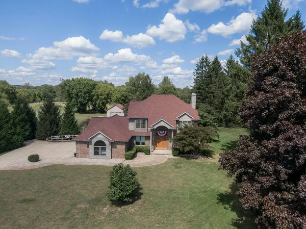 $585,000 | 6075 K Drive South, East Leroy, MI 49051