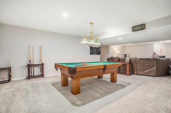 $585,000 | 6075 K Drive South, East Leroy, MI 49051