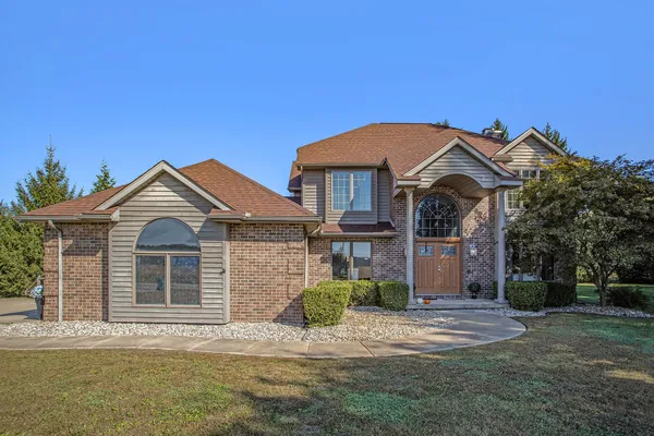 $585,000 | 6075 K Drive South, East Leroy, MI 49051