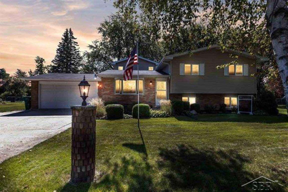 4000 Smith Road Bay City, MI 48706 - Photo 1 of 55 50054550.JPG
