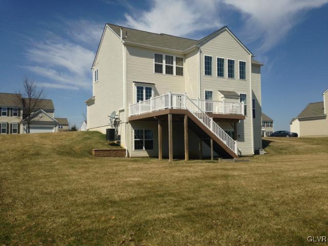 8685 Lockwood Road Breinigsville, PA 18031 - Photo 3 of 29 Gallery Image 3