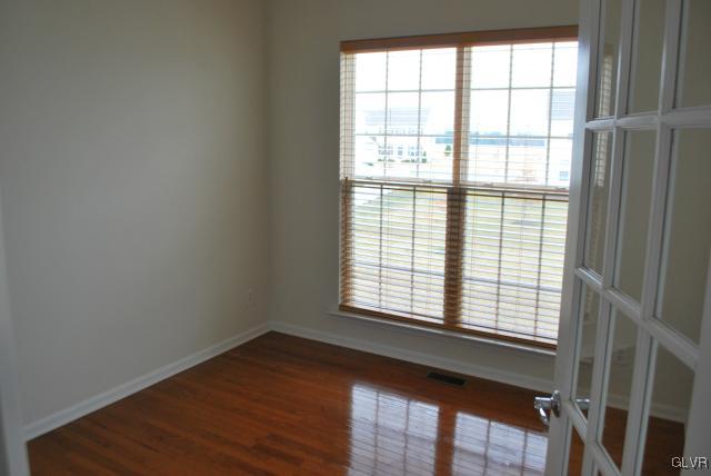 8685 Lockwood Road Breinigsville, PA 18031 - Photo 9 of 29 Gallery Image 9