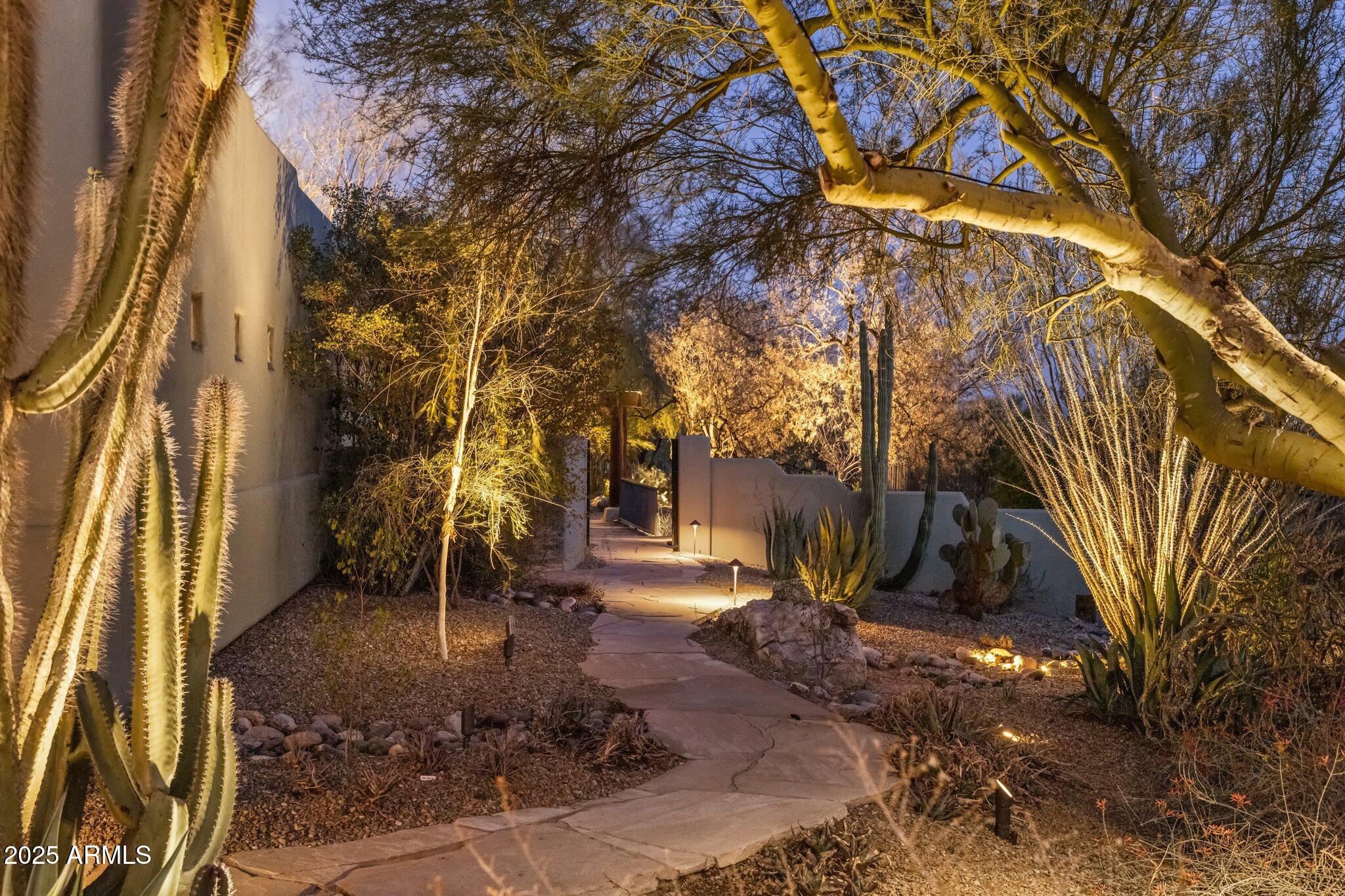 25002 North Quail Haven Drive Rio Verde, AZ 85263 - Photo 55 of 71 East Garden