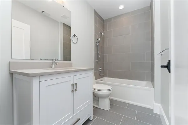 $3,255 | 350 Oliver Avenue, Unit 1005, Pittsburgh, PA 15222