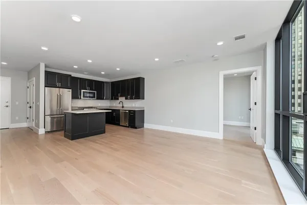 $3,255 | 350 Oliver Avenue, Unit 1005, Pittsburgh, PA 15222