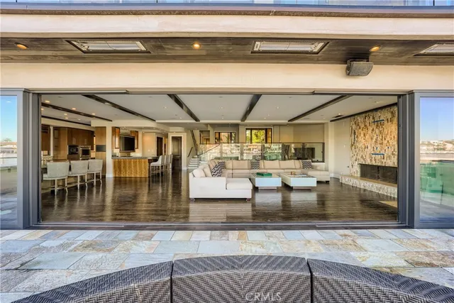 $12,500,000 | 16462 Malden Circle, Huntington Beach, CA 92649