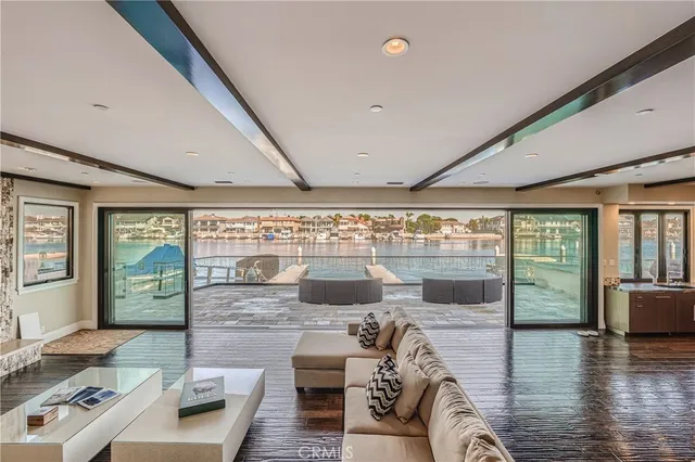 $12,500,000 | 16462 Malden Circle, Huntington Beach, CA 92649