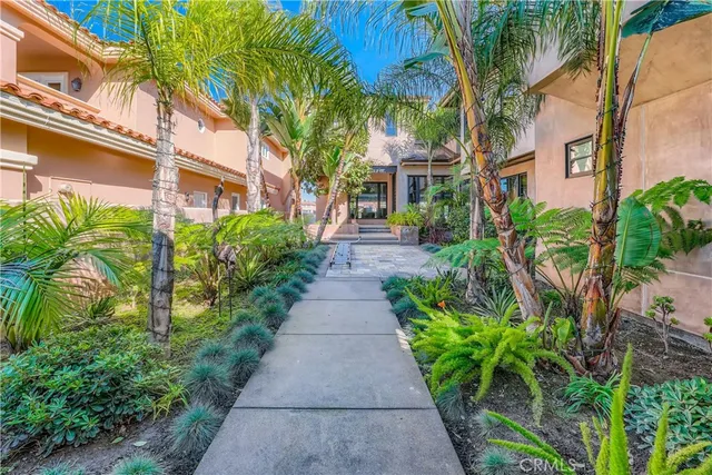 $12,500,000 | 16462 Malden Circle, Huntington Beach, CA 92649