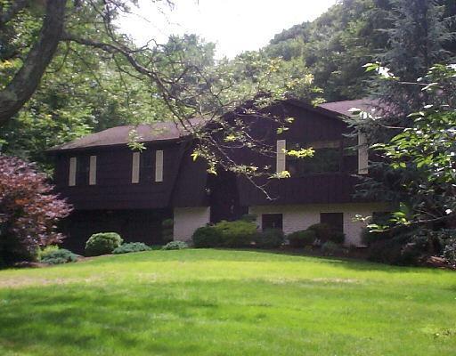 17 Bear Paw Road Trumbull, CT 06611 - Photo 1 of 1 Gallery Image 1
