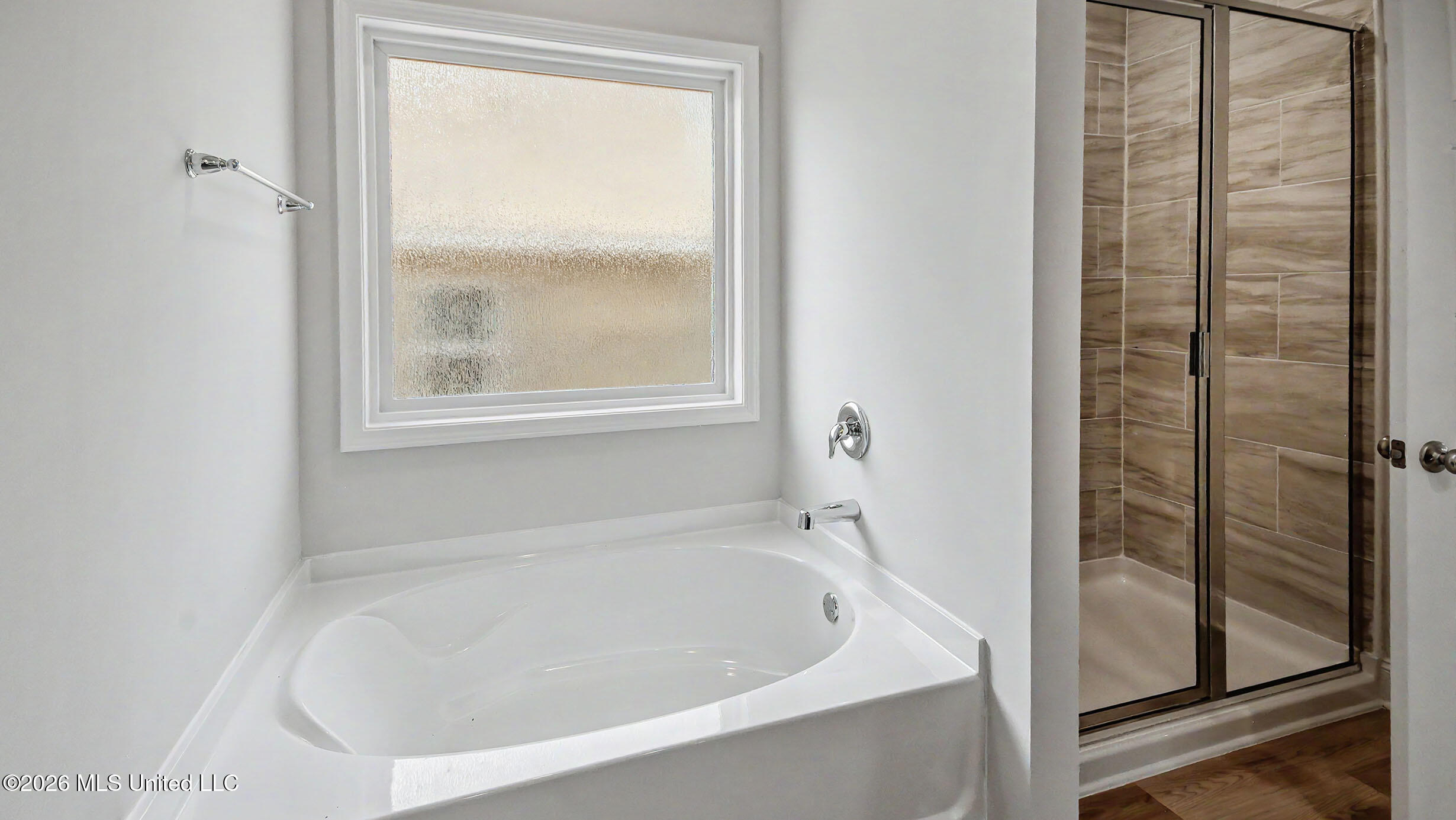 104 Triple Crown Cove Clinton, MS 39056 - Photo 18 of 29 20 - Primary Bath