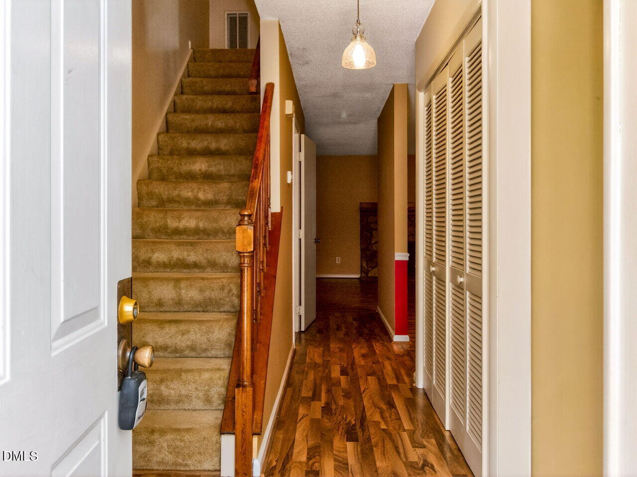 5410 Ridgeloch Place Raleigh, NC 27612 - Photo 4 of 32 Gallery Image 4
